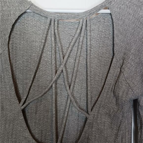 Chaser Open Criss Cross Back Waffle Knit Top NWT - Picture 5 of 8